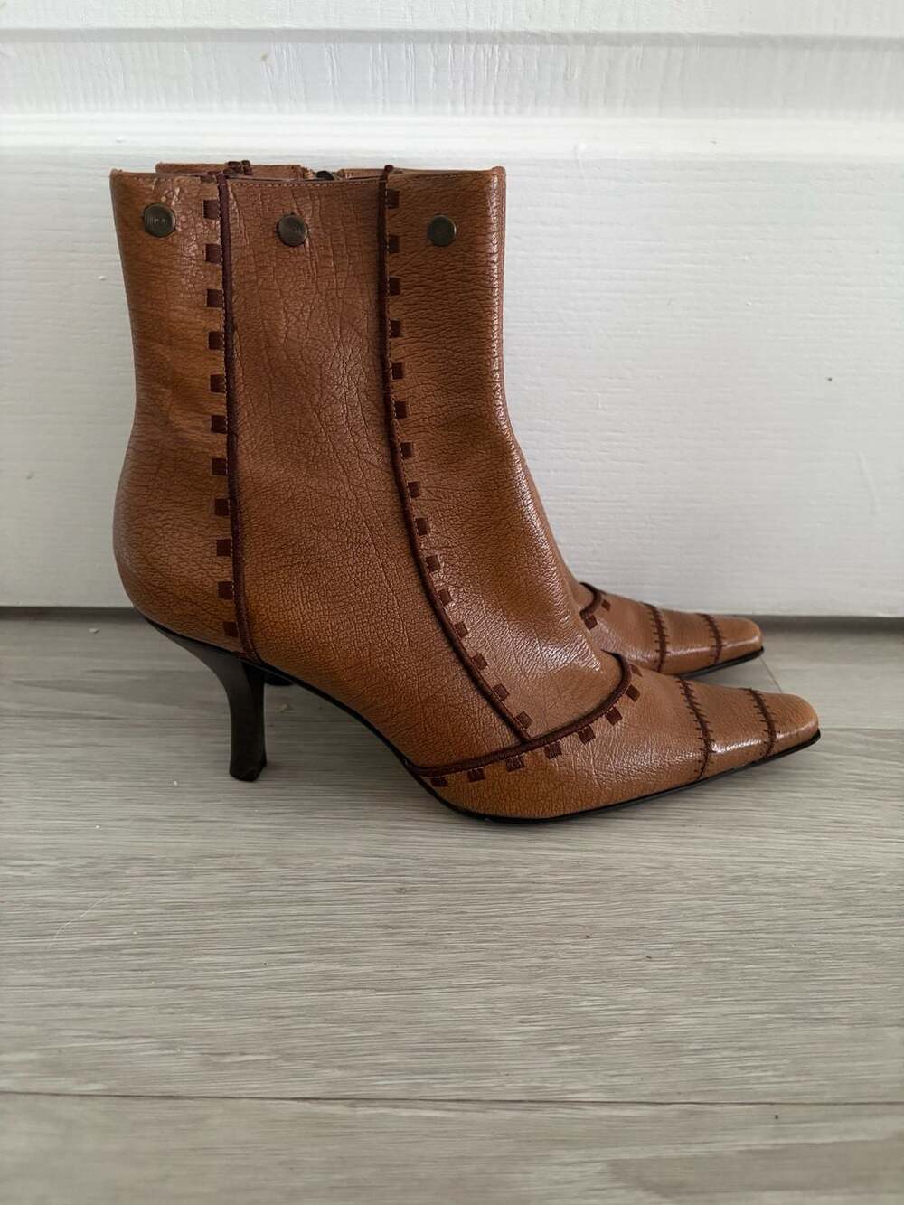 Nine West Brown Leather Pointed Toe Heel Ankle Boots with Contrast Stitching - Picture 2 of 5